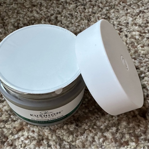 Monat De-stressing Mask NIB - Picture 2 of 3